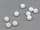 Перли - бели d=5mm, отвор 1mm - 500g  ≈ 9000 бр.